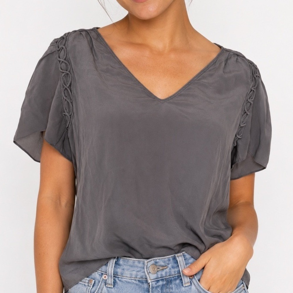Banana Republic Silk Pasha Top Gray Blouse Womens M Sheer Minimalist SS Delicate